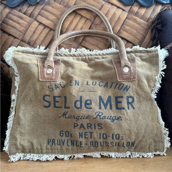 EUC Myra Sel Del Mar Can as Tote Bag - Picture 4 of 13